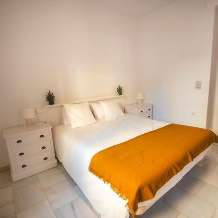 Apartment New Alfa Seville Luaran gambar